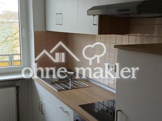 3 Zimmer Wohnung mit großem Balkon in zentraler Lage von Buxtehude
