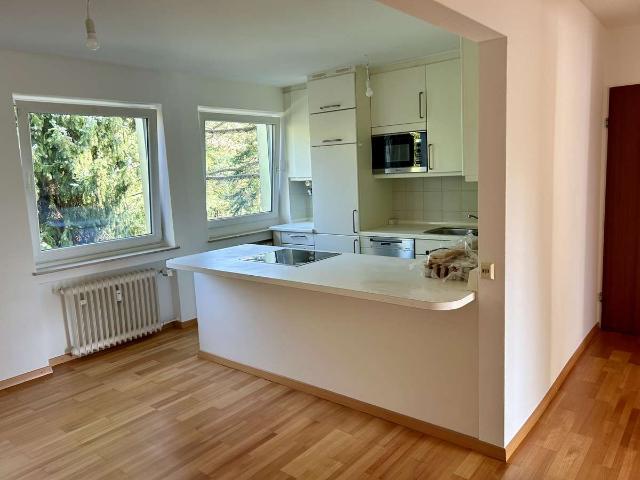 3 Zimmer Wohnung mit großem Südbalkon in Ottobrunn