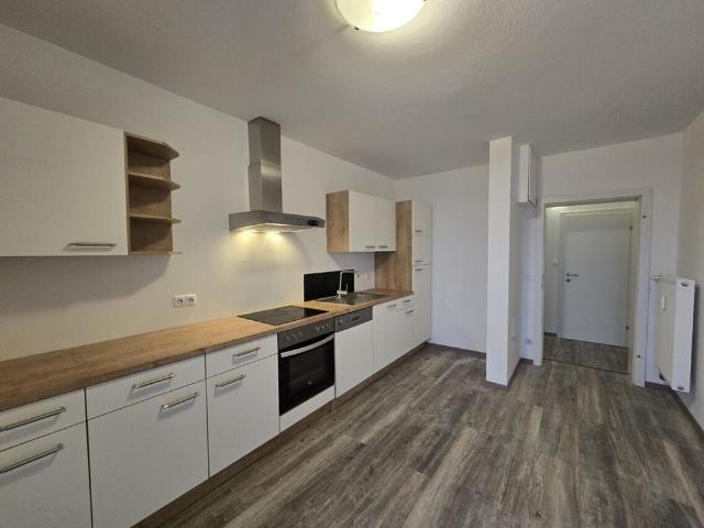 3 Zimmer Wohnung mit großer Loggia
