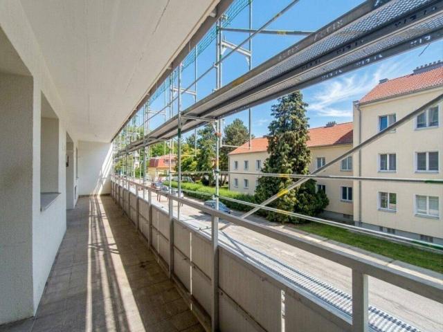 3 Zimmer Wohnung mit großzügiger Loggia im 23. Bezirk!