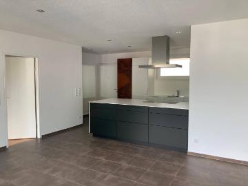 3 Zimmer Wohnung mit hochwertiger Ausstattung und großem Balkon