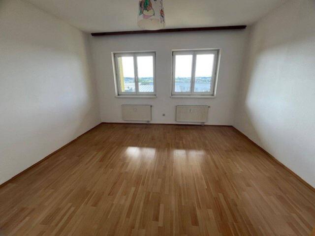 3 Zimmer Wohnung mit Loggia in Enns – Ihr neues Zuhause wartet!