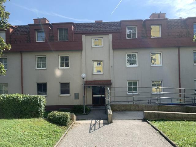 3 Zimmer Wohnung mit Loggia in St. Pölten