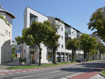 3 Zimmer Wohnung mit Loggia in zentraler Lage