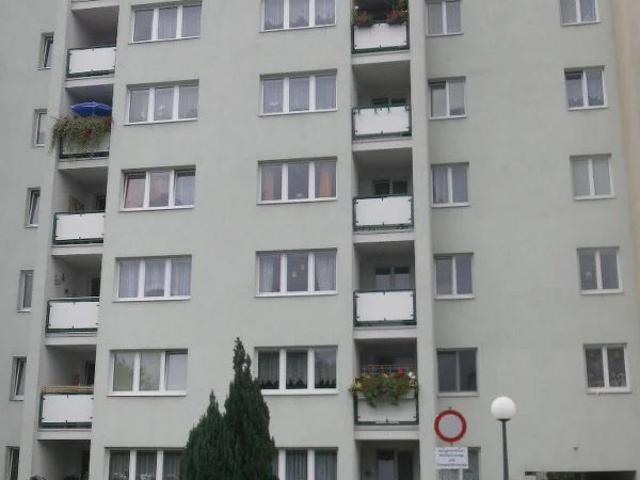 3 Zimmer Wohnung mit Loggia, Top 45
