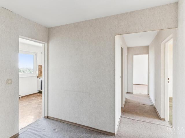 3 Zimmer Wohnung mit Loggia und Weitblick in Bogenhausen Englschalking