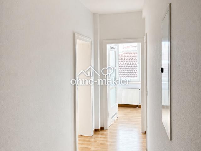 3 Zimmer Wohnung mit neuer Einbauküche / WG geeignet