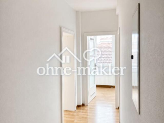 3 Zimmer Wohnung mit neuer Einbauküche / WG geeignet