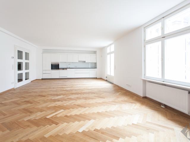 3 Zimmer Wohnung mit Palais Flair im Herzen Salzburgs