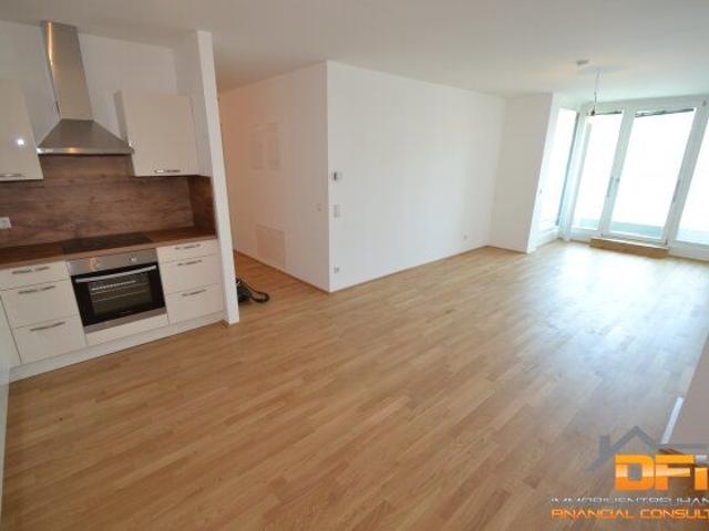 3 Zimmer Wohnung mit riesigem Balkon in zentraler Wohnlage Nähe U3