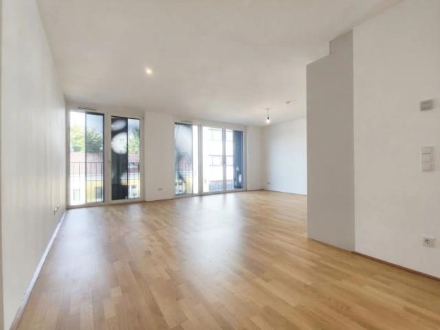 3 Zimmer Wohnung mit separaten Garten 86,16m² in ruhiger Wohngegend Schönes Raumkonzept