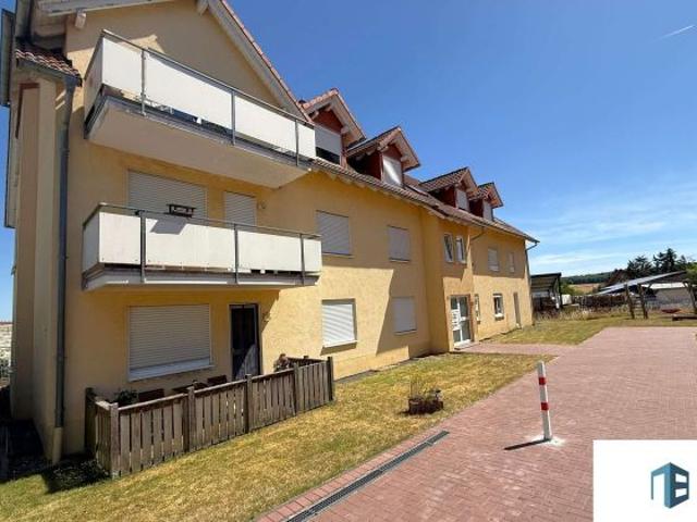 3 Zimmer Wohnung mit Südbalkon, 89 m² Wohnfläche, Einbauküche inklusive 2 Stellplätzen & Keller