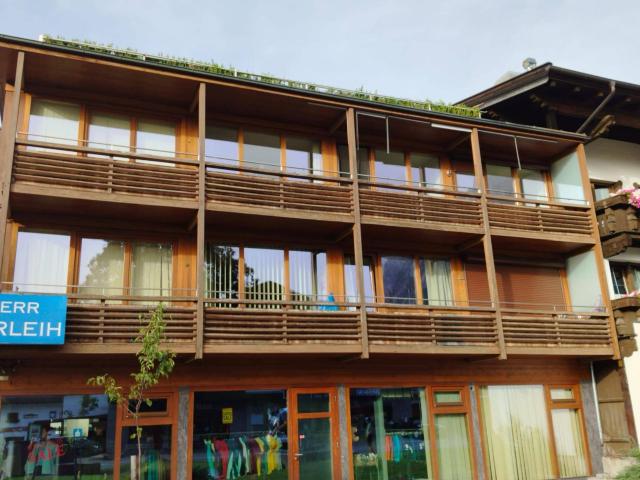 3 Zimmer Wohnung mit Südbalkon und Aufzug in Ehrwald