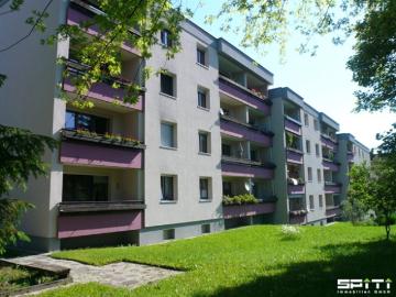 3 Zimmer Wohnung mit südseitiger Loggia und Parkplatz in Hermagor