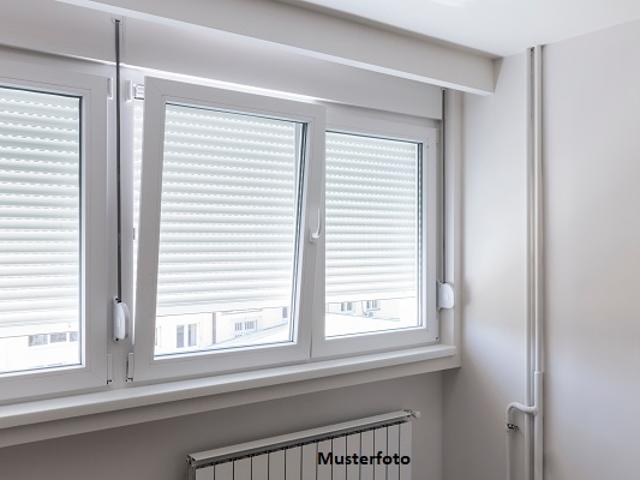 3 Zimmer Wohnung nebst Balkon und Gartenfläche