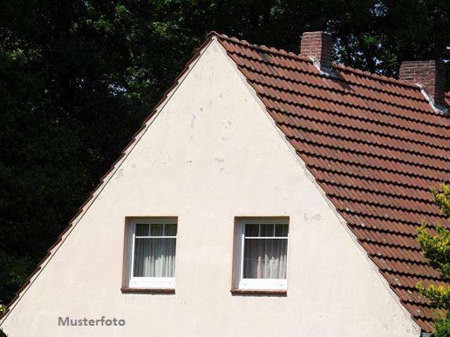 3 Zimmer Wohnung nebst Balkon + provisionsfrei