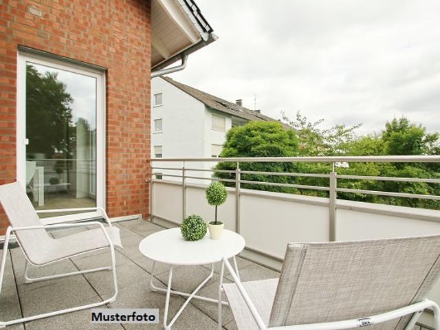3 Zimmer Wohnung nebst Dachterrasse