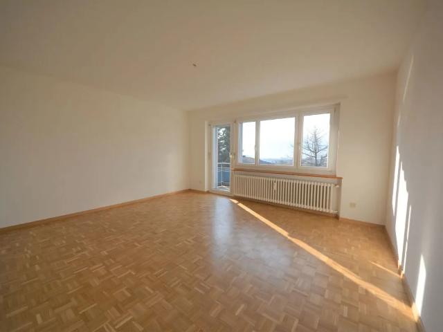 3 Zimmer Wohnung an zentraler Lage zu vermieten
