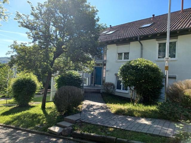 3 Zimmer Wohnung Balkone Garage, in Nagold Bächlen