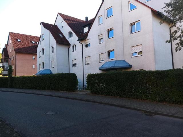 3 Zimmer Wohnung. Erdgeschoss.Privat
