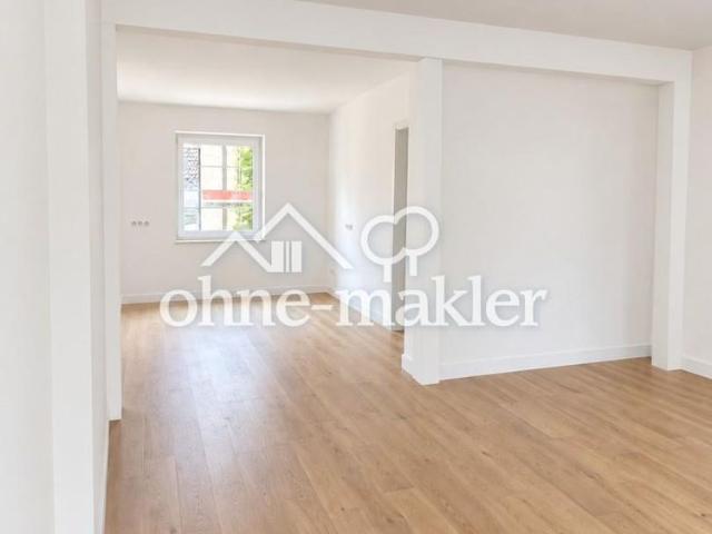 3 Zimmer Wohnung: Erstbezug nach Kernsanierung im Herzen der Altstadt