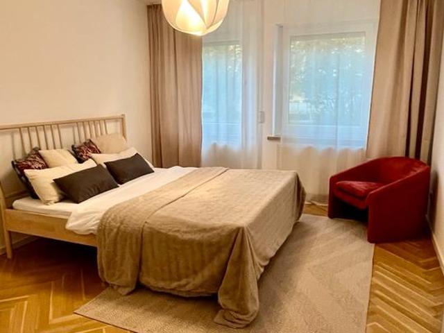 3 Zimmer Wohnung Ersteinzug ab sofort möbliert befristet