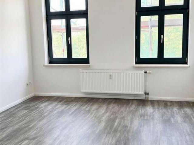3 Zimmer Wohnung | frisch renoviert | helle Räume | Buckau