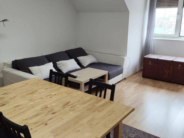 3 Zimmer Wohnung – ideal für eine WG oder junge Familie!