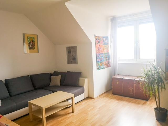 3 Zimmer Wohnung – ideal für eine WG oder junge Familie!