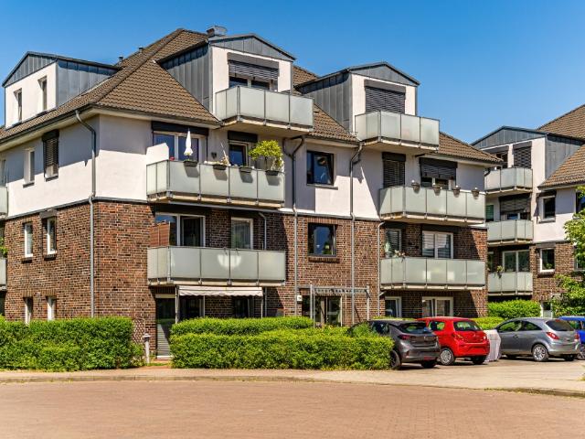 3 Zimmer Wohnung im Dachgeschoss in beliebter Wohnanlage!