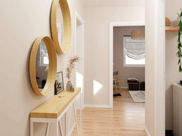 3 Zimmer Wohnung im Dachgeschoss mit Balkon und Seeblick