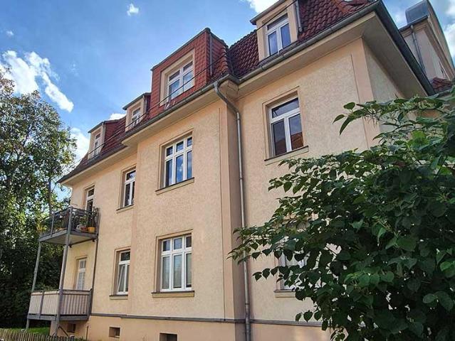 3 Zimmer Wohnung im Erdgeschoss mit Wohnküche und Balkon