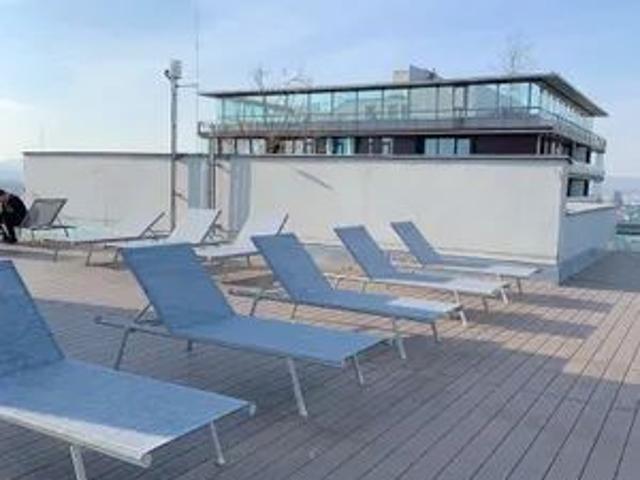 3 Zimmer Wohnung im TRIIIPLE Tower mit Balkon, Pool und Concierge ab 1.12.26