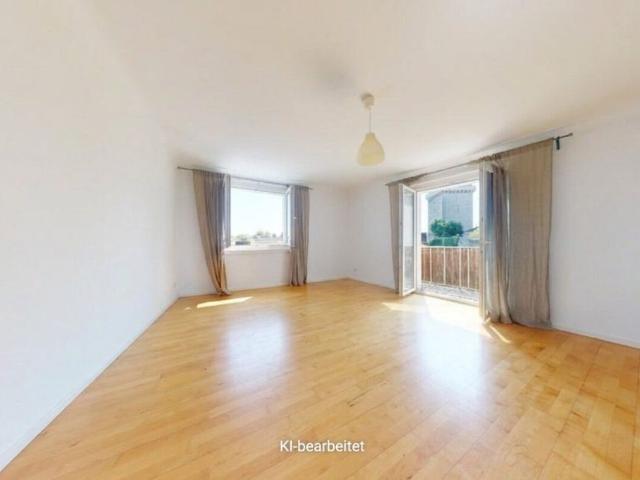 3 Zimmer Wohnung im Zentrum von Perchtoldsdorf | Balkon mit Blick auf die Burg