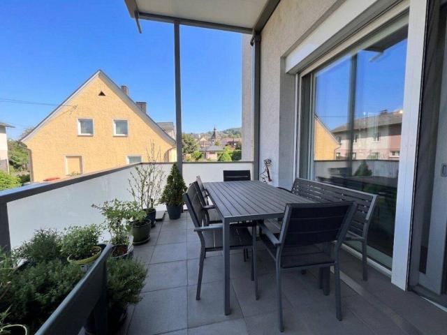 3 Zimmer Wohnung im Zentrum von Steyregg mit großem Balkon und Kfz Stellplatz