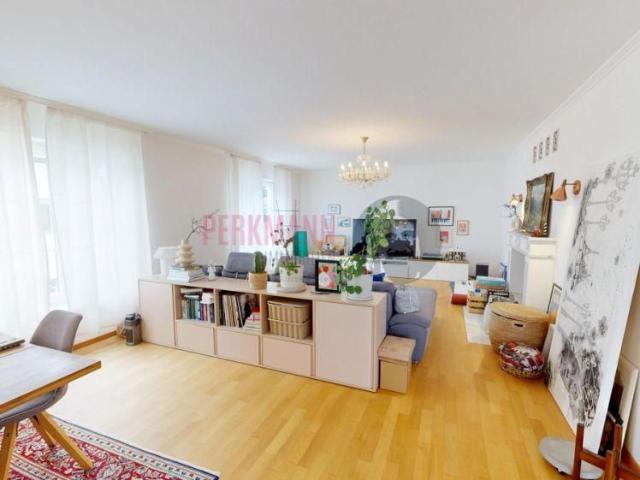 3 Zimmer Wohnung im 1.OG mit 2 Balkonen und guter Ausstattung