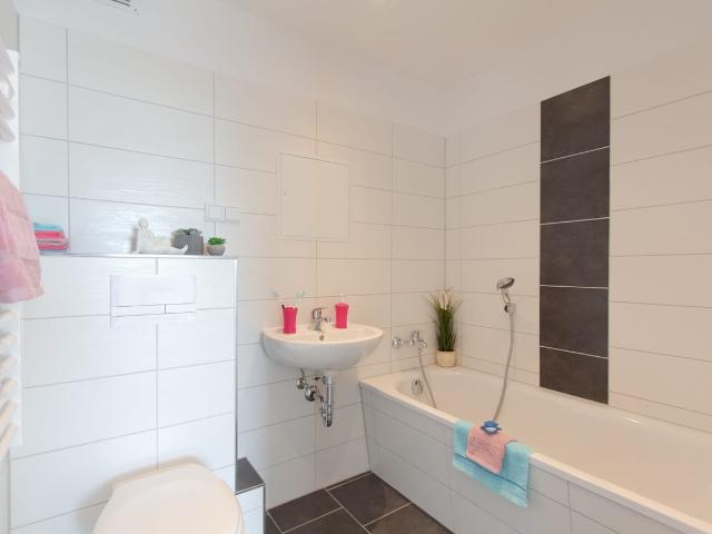 3 Zimmer Wohnung in Magdeburg Neustädter Feld