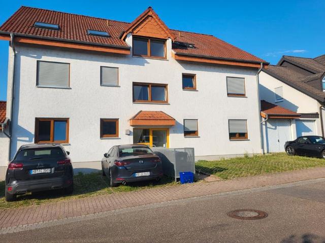 3 Zimmer Wohnung in Nußloch, großen Balkon incl. 2 Stellplätze