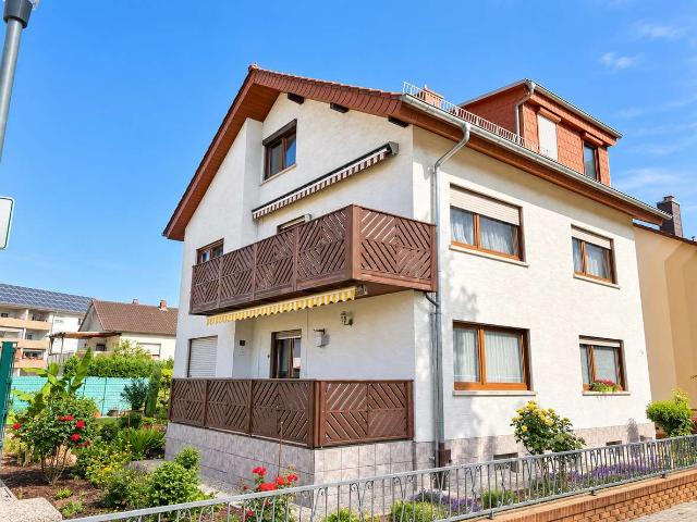 3 Zimmer Wohnung in Nußloch zu vermieten * Balkon & EBK