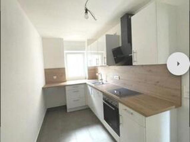 3 Zimmer Wohnung in Nürnberg Renovierter Altbau