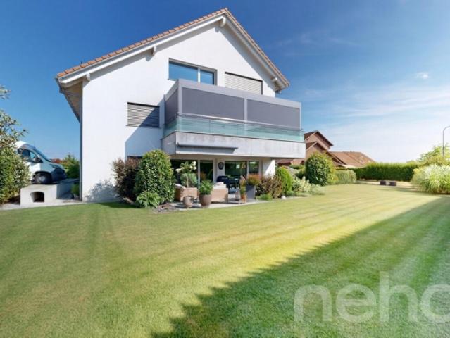 3 Zimmer Wohnung in ausgezeichnetem Zustand mit sehr großem Garten