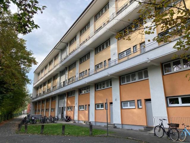 3 Zimmer Wohnung in Darmstadt mit Balkon, Gäste WC und Keller