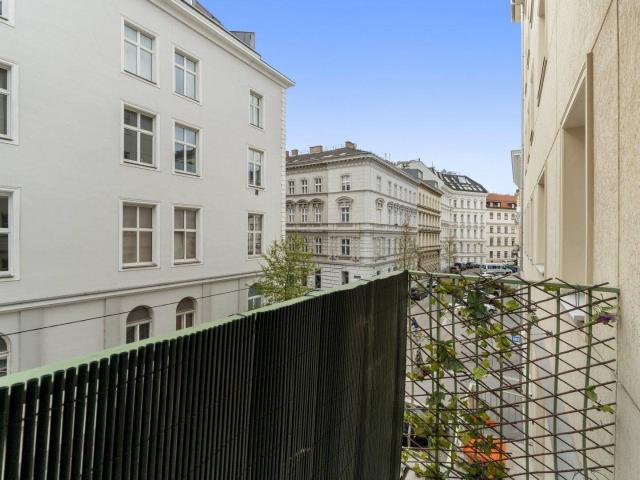 3 Zimmer Wohnung in fantastischer Lage nahe unteres Belvedere / Schwarzenbergplatz mit Freifläche zu verkaufen!