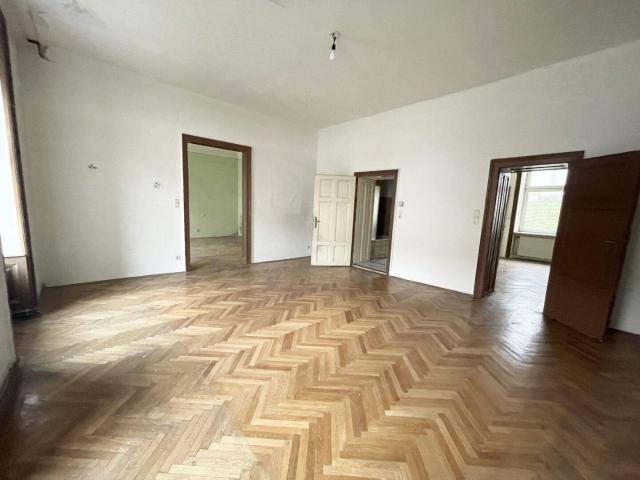 3 Zimmer Wohnung in Favoriten mit enormen Entwicklungspotential
