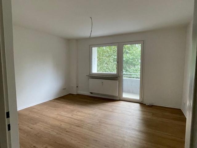 3 Zimmer Wohnung in Frankfurt Ostend mit Balkon und Kellerraum