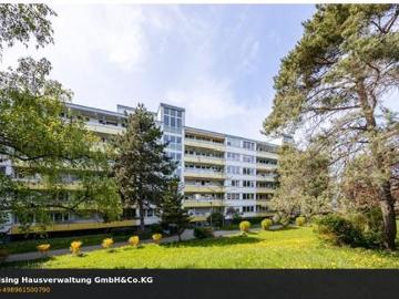 3 Zimmer Wohnung in gepflegter Wohnanlage mit Blick ins Grüne