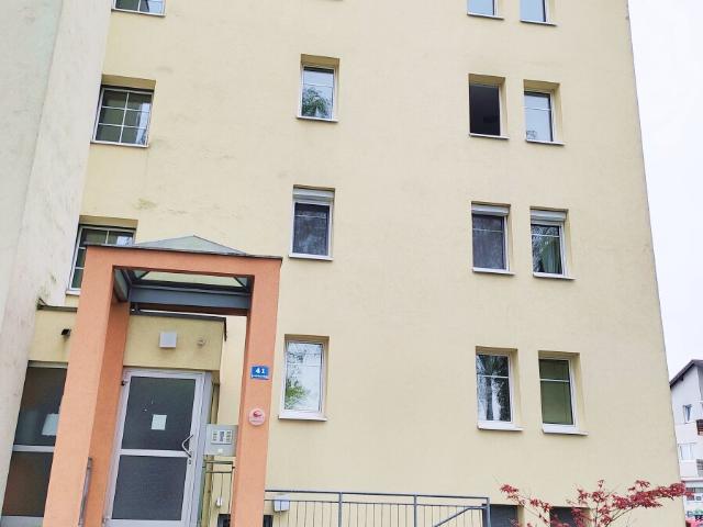 3 Zimmer Wohnung in Haid mit Balkon und Abstellplatz OHNE LIFT