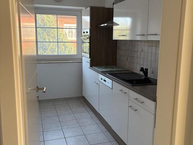 3 Zimmer Wohnung in idyllischer Lage mit Garten und 2 Stellplätzen
