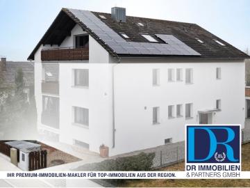 3 zimmer wohnung in kleinem mehrfamilienhaus mit außenstellplatz und überdachtem balkon