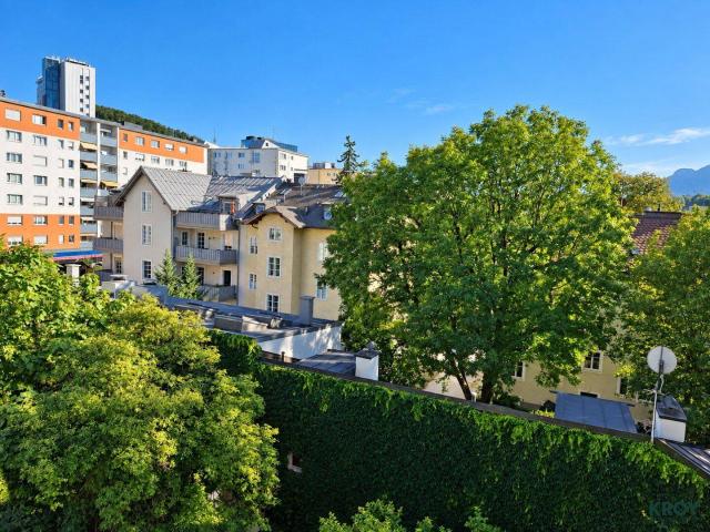 3 Zimmer Wohnung in Ruhelage mit Grünblick, Südloggia & Garage